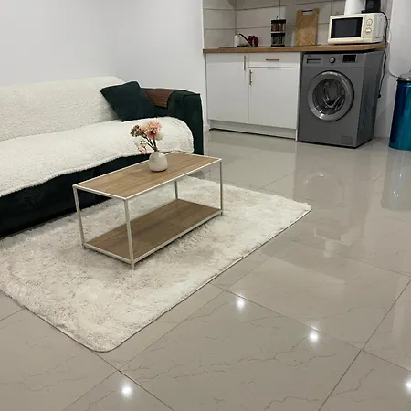 Apartment Sublime Entierement Neuf, Luxueuse, Proche De L'aeroport Charles De Gaulle Parc Expo Villepinte Et Paris Villepinte (Seine-Saint-Denis)